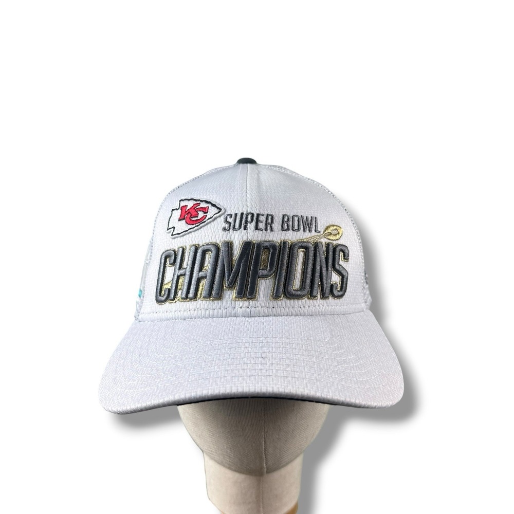 New Era 9FORTY NFL Super Bowl LIV Champions Kansas City Chiefs Snapback Hat EUC